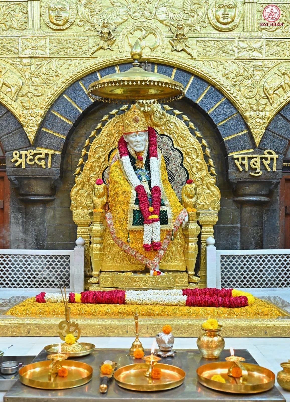 Pune to Shirdi Cab Service